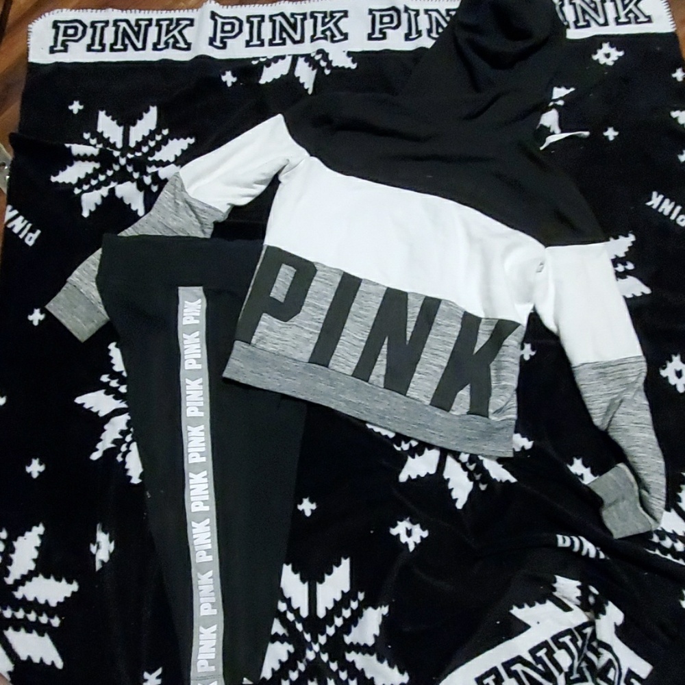 Vs pink capris and full zip